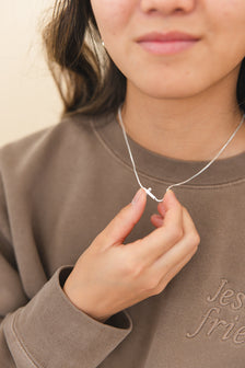 Dainty Side Cross Necklace
