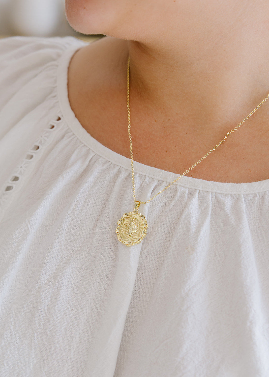 Come Unto Me Christus Necklace